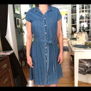 Gap denim button down dress with tie belt